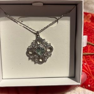 Ring bomb party necklace